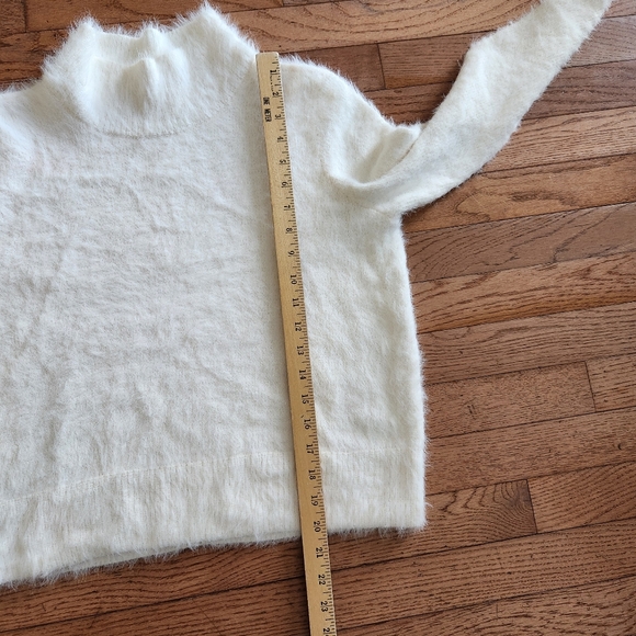 Womens LOFT Sweater Size Medium - Picture 9 of 10